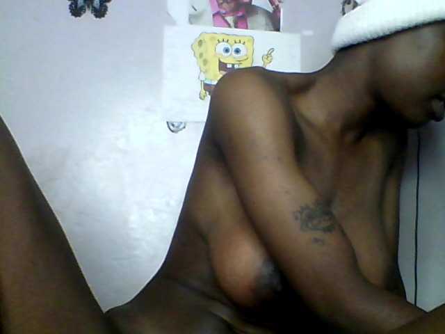 lildiva live cam on BongaCams
