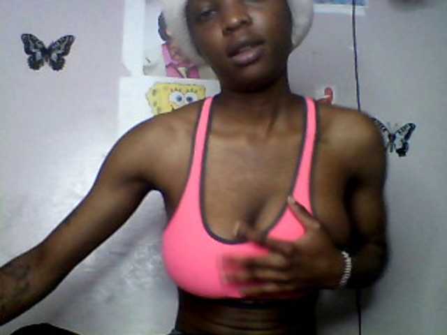 lildiva live cam on BongaCams