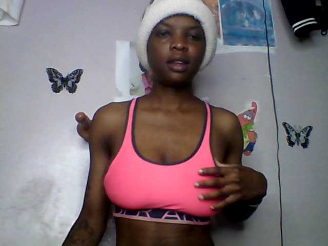 lildiva live cam on BongaCams