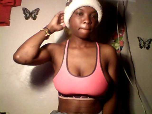 lildiva live cam on BongaCams