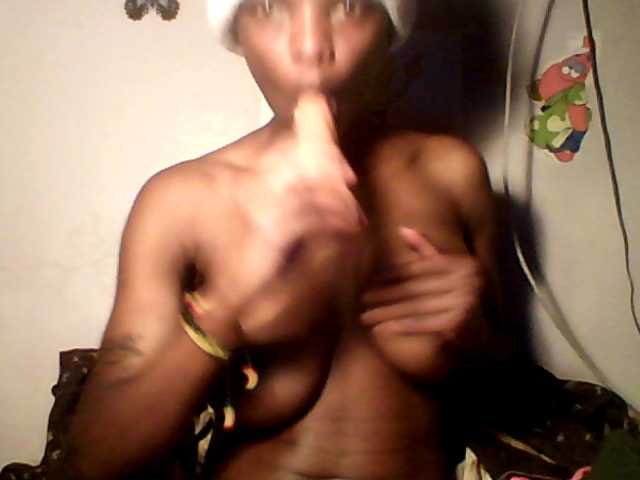 lildiva live cam on BongaCams