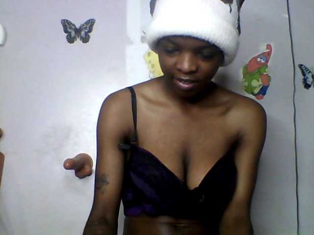 lildiva live cam on BongaCams