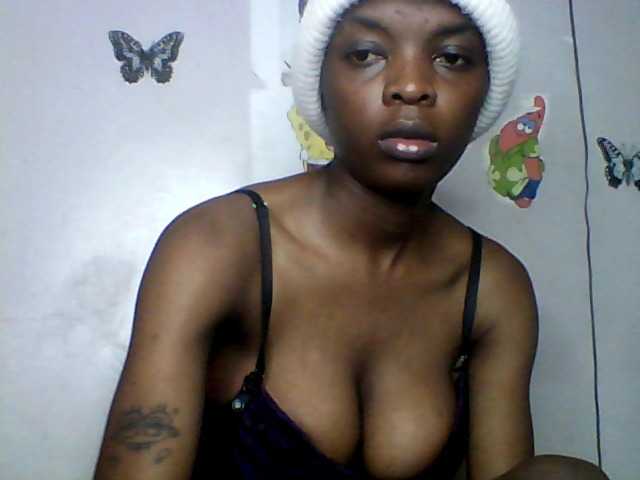 lildiva live cam on BongaCams