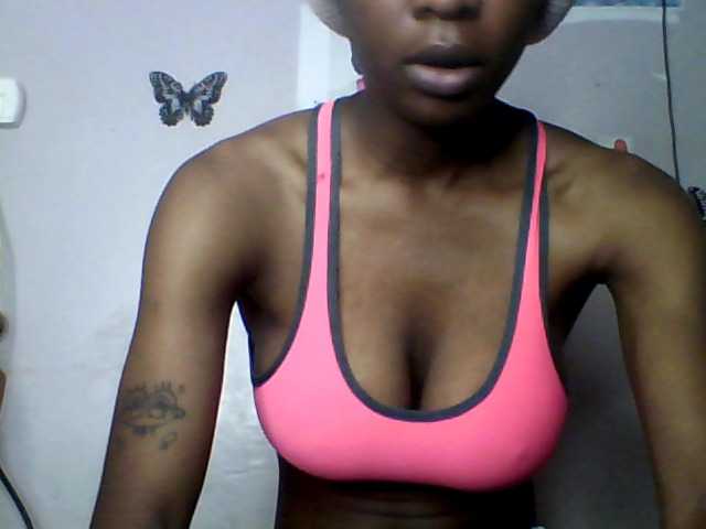 lildiva live cam on BongaCams