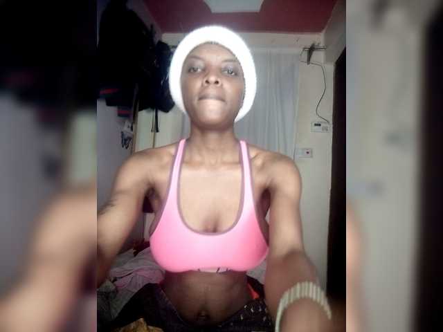 lildiva live cam on BongaCams