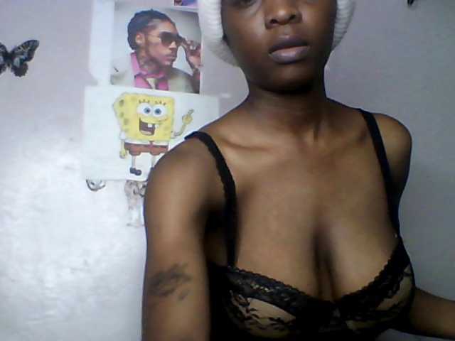 lildiva live cam on BongaCams