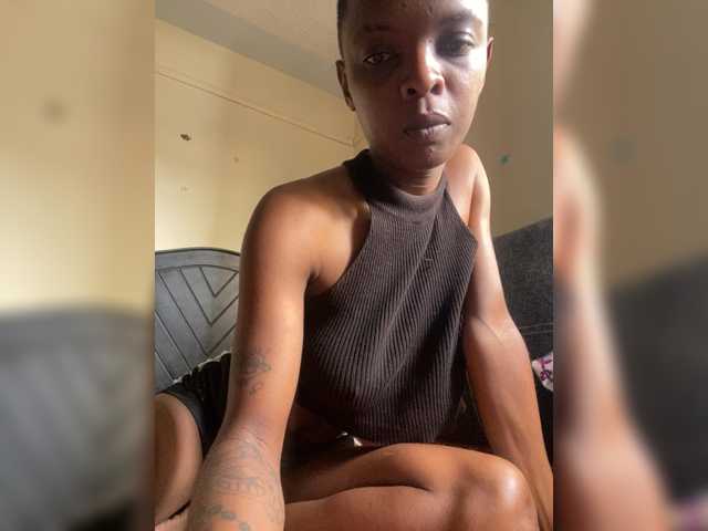 lildiva live cam on BongaCams