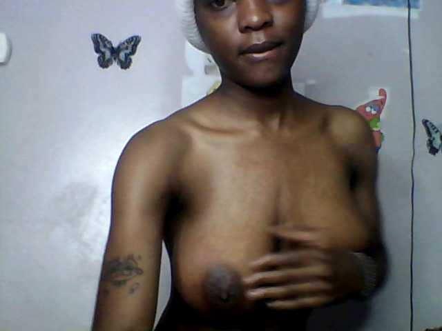 lildiva live cam on BongaCams