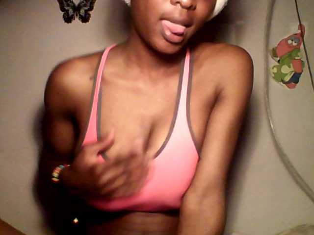 lildiva live cam on BongaCams
