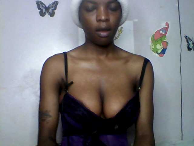 lildiva live cam on BongaCams
