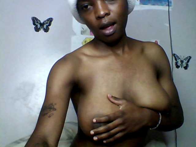 lildiva live cam on BongaCams