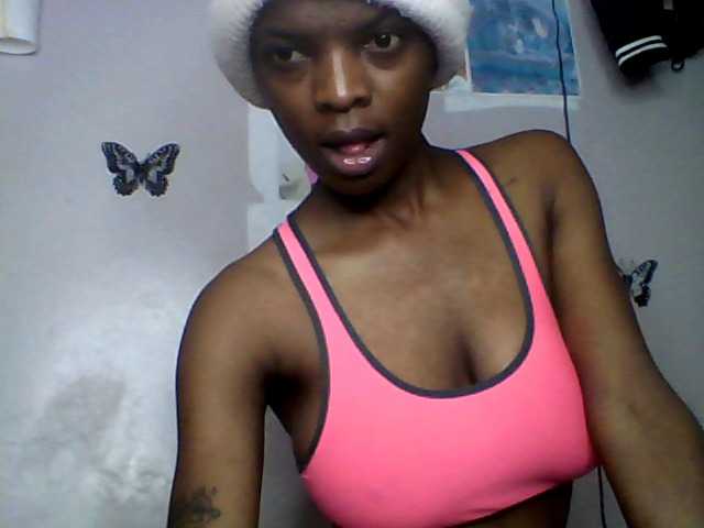 lildiva live cam on BongaCams