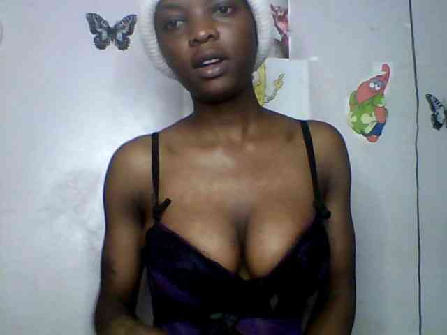 lildiva Live Webcam on BongaCams