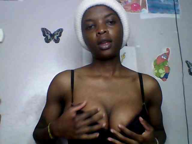 lildiva Live Webcam on BongaCams