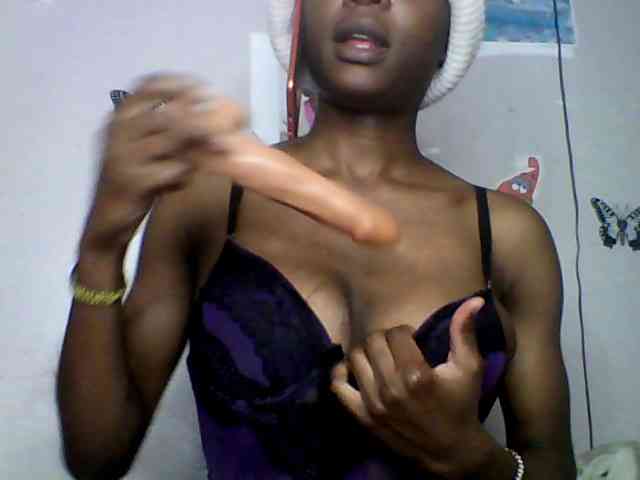 lildiva Live Webcam on BongaCams