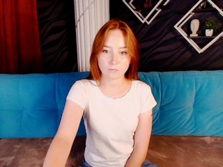 EvaHoward Porn Show