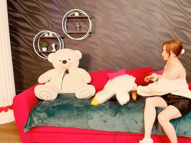 EvaHoward, en vivo ahora en BongaCams