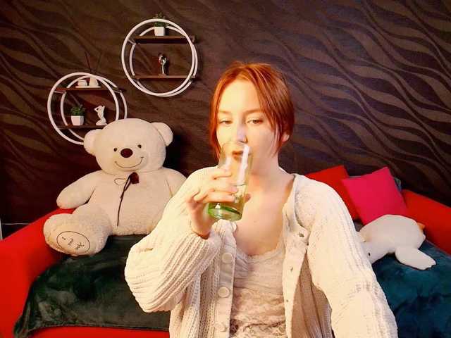EvaHoward, en vivo ahora en BongaCams