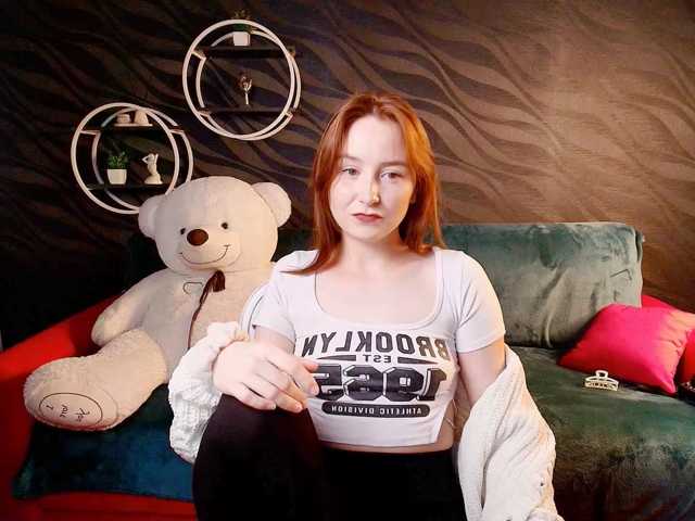 EvaHoward, live now on BongaCams