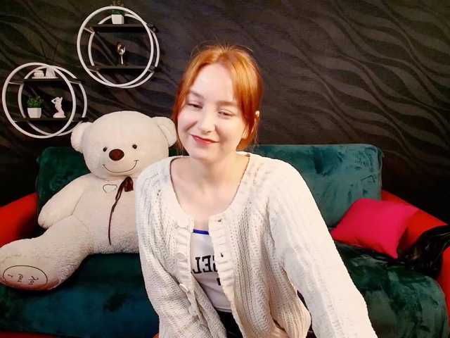 EvaHoward, live now on BongaCams