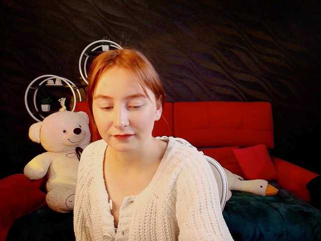 EvaHoward, live now on BongaCams
