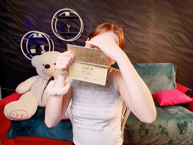 EvaHoward, en vivo ahora en BongaCams
