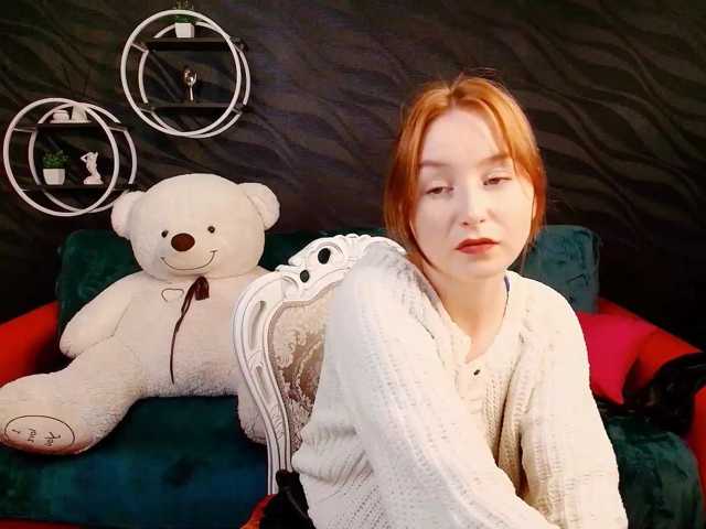 EvaHoward, live now on BongaCams