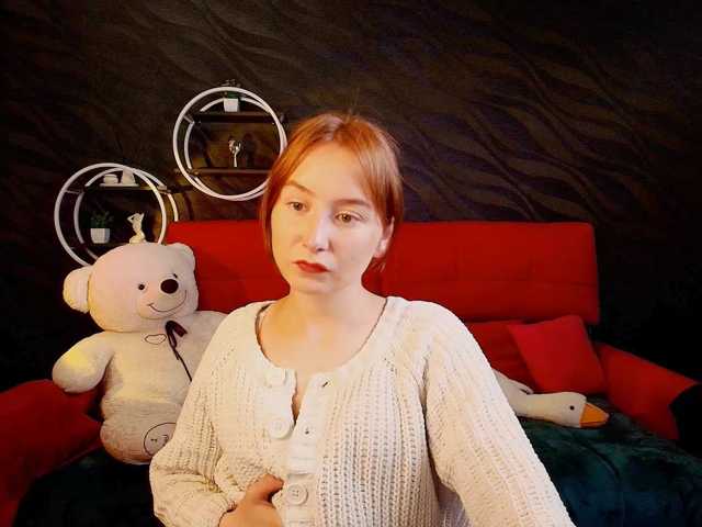 EvaHoward live cam preview