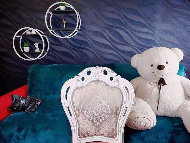 EvaHoward live cam on BongaCams