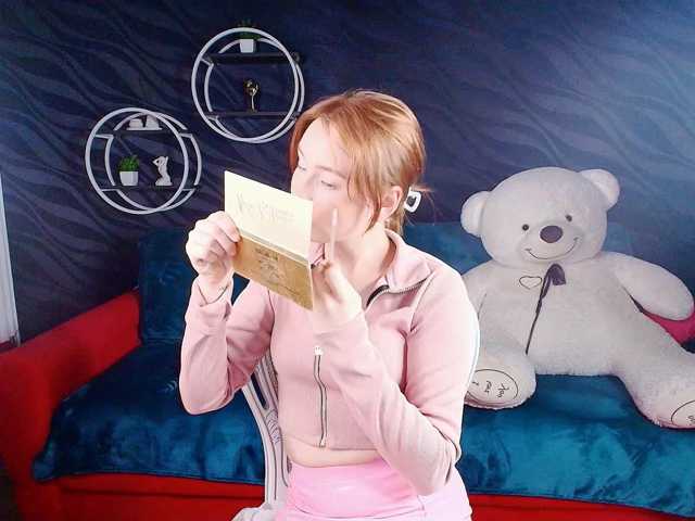 EvaHoward live cam on BongaCams