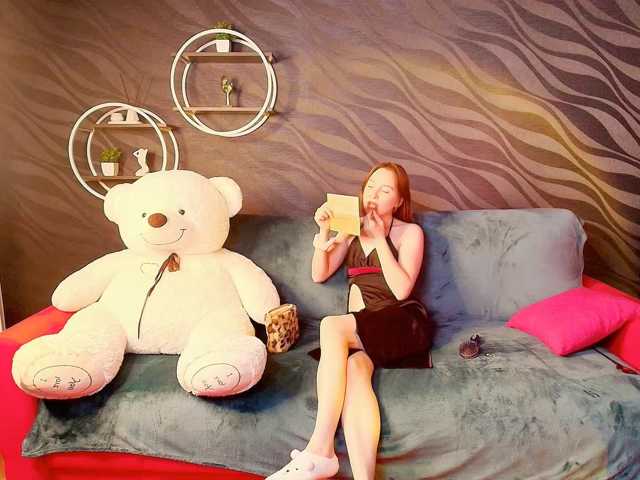 EvaHoward, en vivo ahora en BongaCams