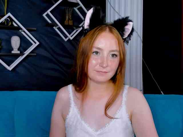 EvaHoward webcam