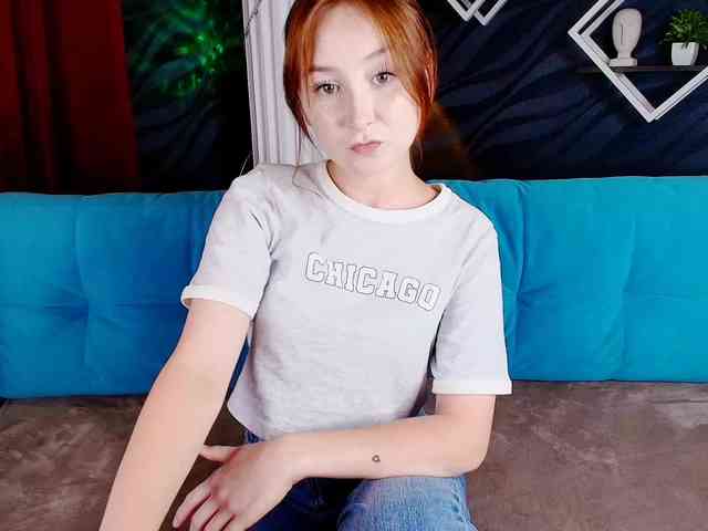 EvaHoward webcam