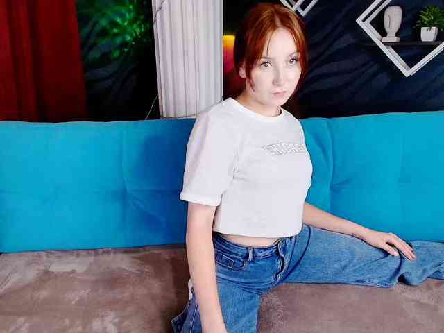 EvaHoward webcam