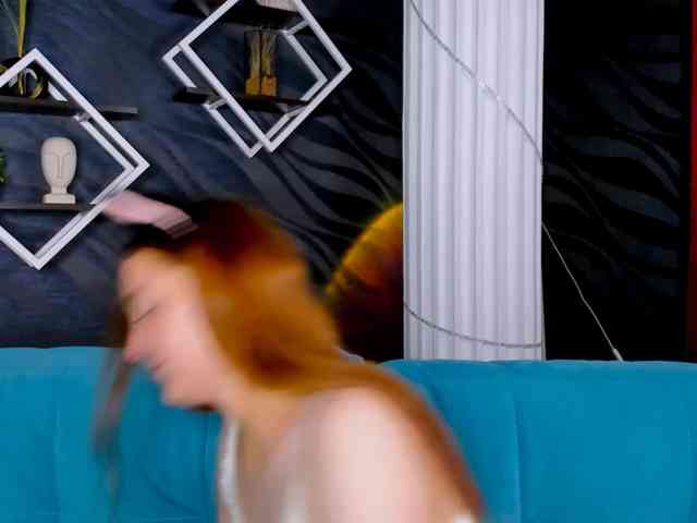 EvaHoward webcam