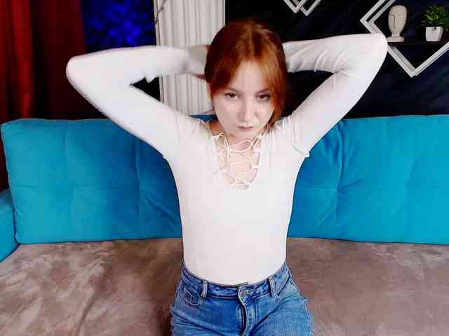 EvaHoward webcam