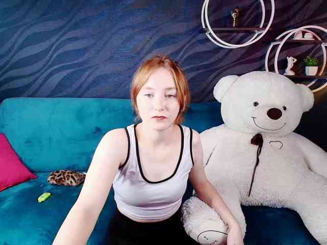 EvaHoward webcam