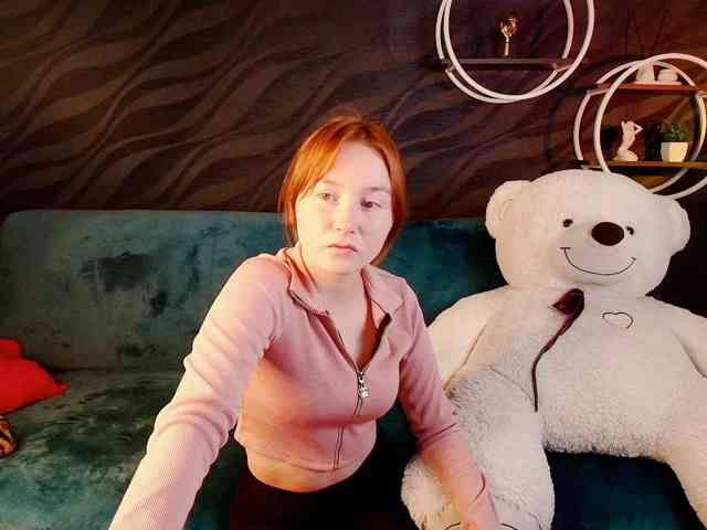 EvaHoward - Girl 