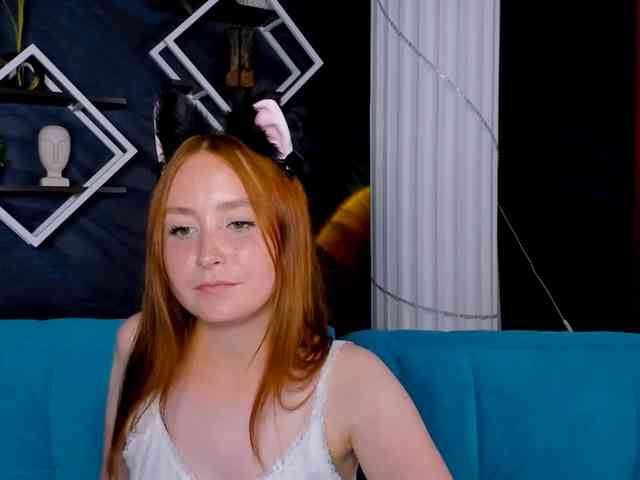 EvaHoward webcam