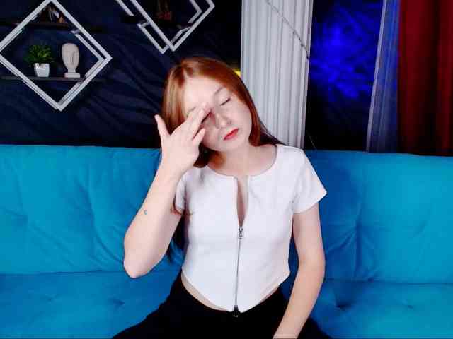 EvaHoward webcam