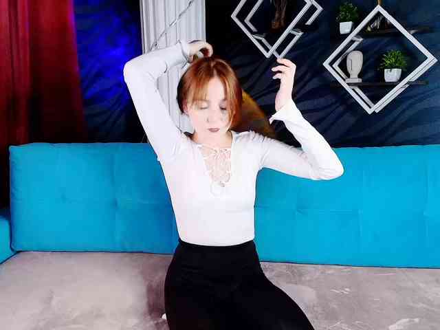 EvaHoward webcam