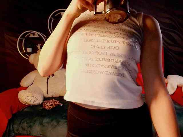 EvaHoward webcam