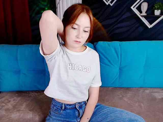 EvaHoward webcam