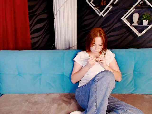 EvaHoward webcam
