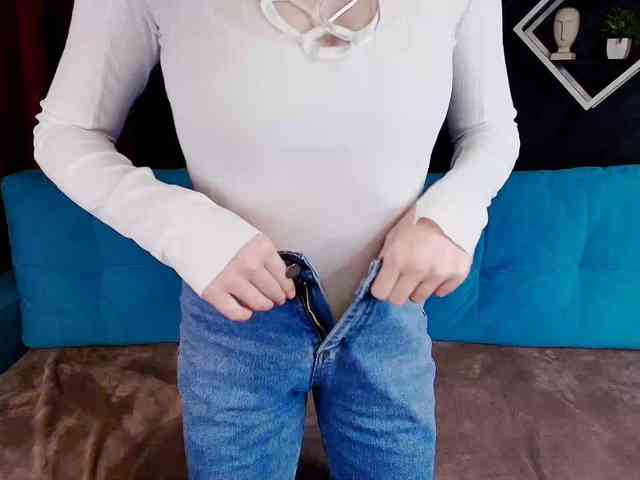 EvaHoward webcam