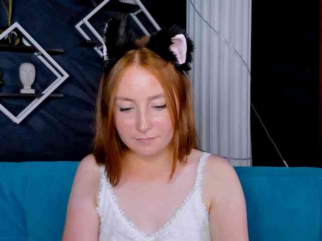 EvaHoward webcam