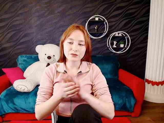 EvaHoward webcam