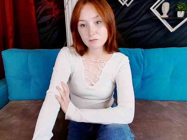 EvaHoward webcam