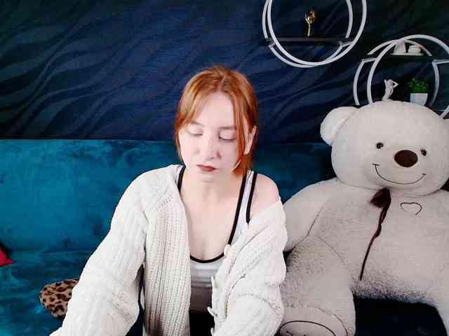 EvaHoward webcam
