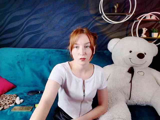 EvaHoward webcam